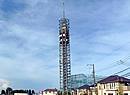 スカイタワー西東京は、マルチメディアタワー認証第一号の多目的電波塔です。